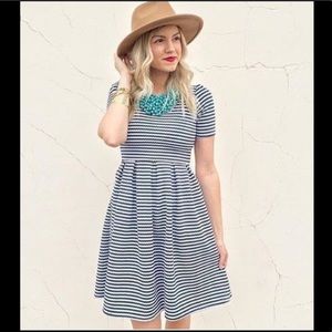 LuLaRoe Amelia Dress